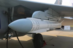 Russian Invaders Launch Grom-1 Missiles on Kherson