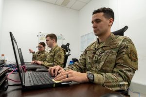 An American employee of the U.S. Air Force transmitted information about the Russian-Ukrainian war on an online dating platform