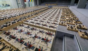 Poroshenko transferred 2,000 FPV drones to the military