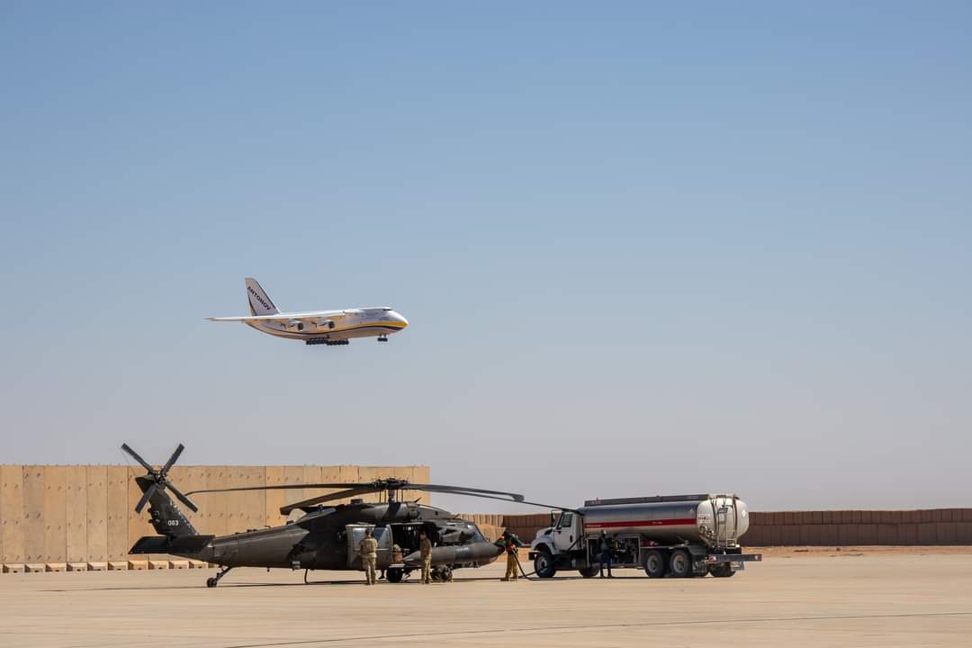 Ukrainian An-124 delivered the Dutch military to Iraq