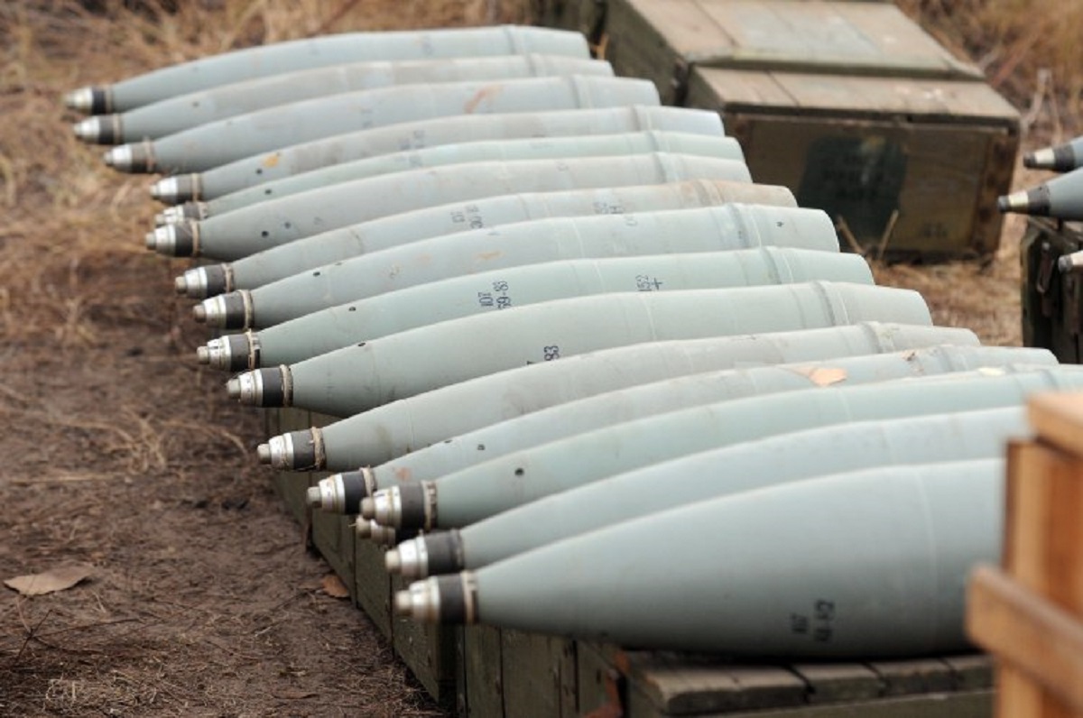 Czech Republic Seizes Opportunity to Procure Shells for Ukraine