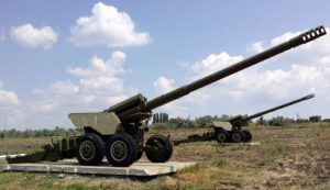 Ukrainian troops hit Russian Giatsint-B guns in the Kherson region