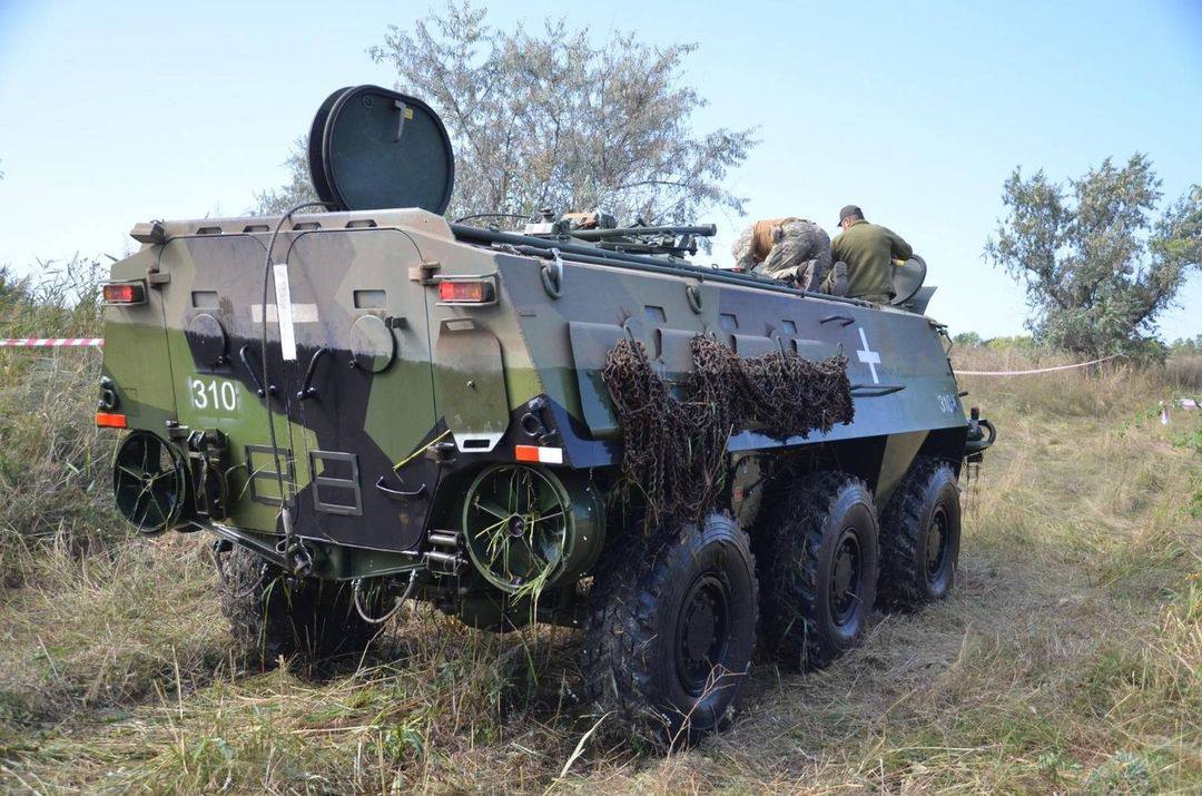 Бронетранспортери Sisu XA-180/185 українських військових під час тренувань. Україна. Фото: 36-та бригада