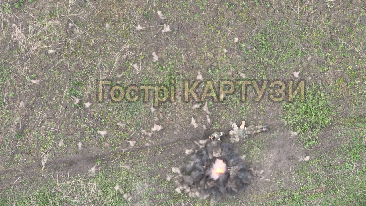 Ukrainian Drone Unit “Gostri Kartuzy” Shows Effective Strikes on Enemy Infantry