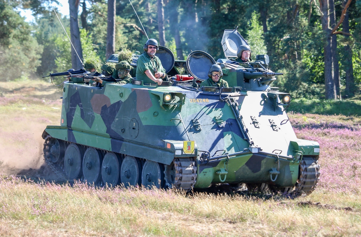 Sweden to transfer all its Pansarbandvagn 302 APCs to Ukraine