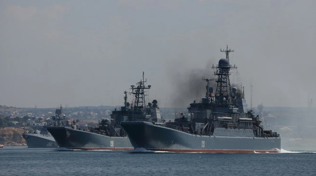 Russia withdrew a large group of ships from Novorossiysk