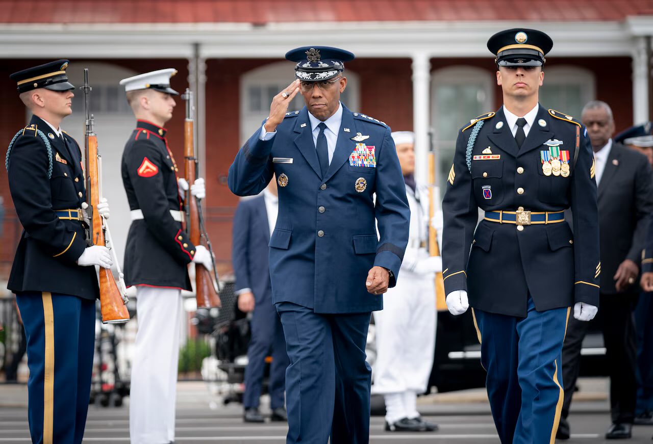 Наступ Ізраїлю на Ліван загрожує військовою відповіддю Ірану – Голова Об’єднаного комітету начальників штабів армії США