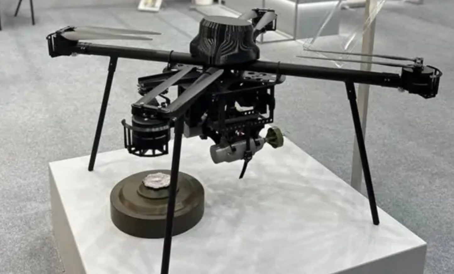 Ukrainian defense industry presented the Fury PRO drone in Paris