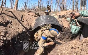 The 3rd Assault Brigade clears invaders’ dugout in Kharkiv region