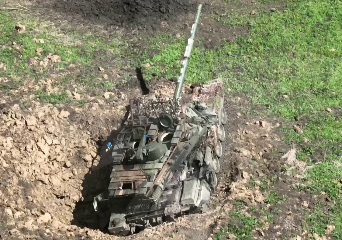 47th Brigade drone operators destroy enemy T-90M ‘Proryv’