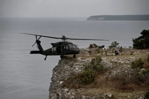 Швеція розмістила замовлення на 12 гелікоптерів UH-60M Black Hawk