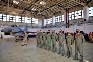 First Romanian Pilots Graduate from European F-16 Training Center