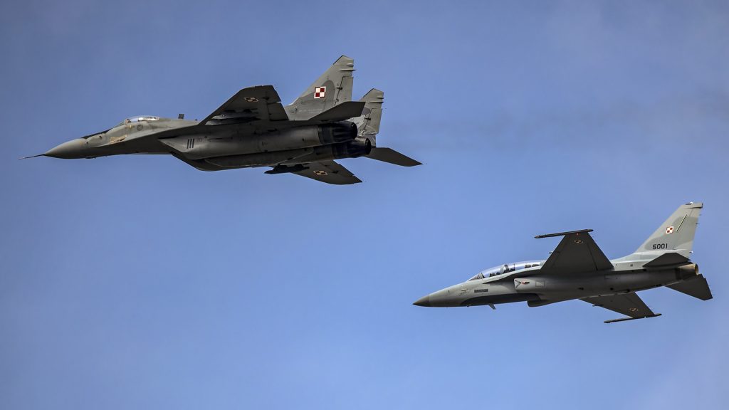 Винищувач МиГ-29 Повітряних сил Польщі та літак FA-50. 2023 рік. Фото: flickr.com