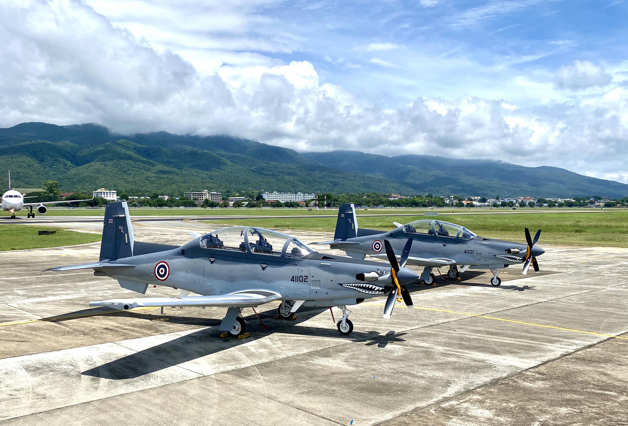 Таїланд отримав перші два штурмовики AT-6TH Wolverine 