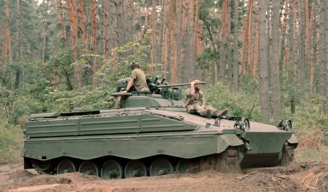 225th Assault Battalion armed with Marder infantry fighting vehicles