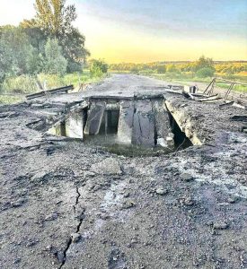 Ukrainian Air Force destroys second bridge over the Seim River