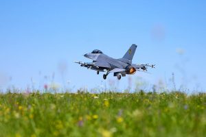 США модернізували системи РЕБ на українських F-16