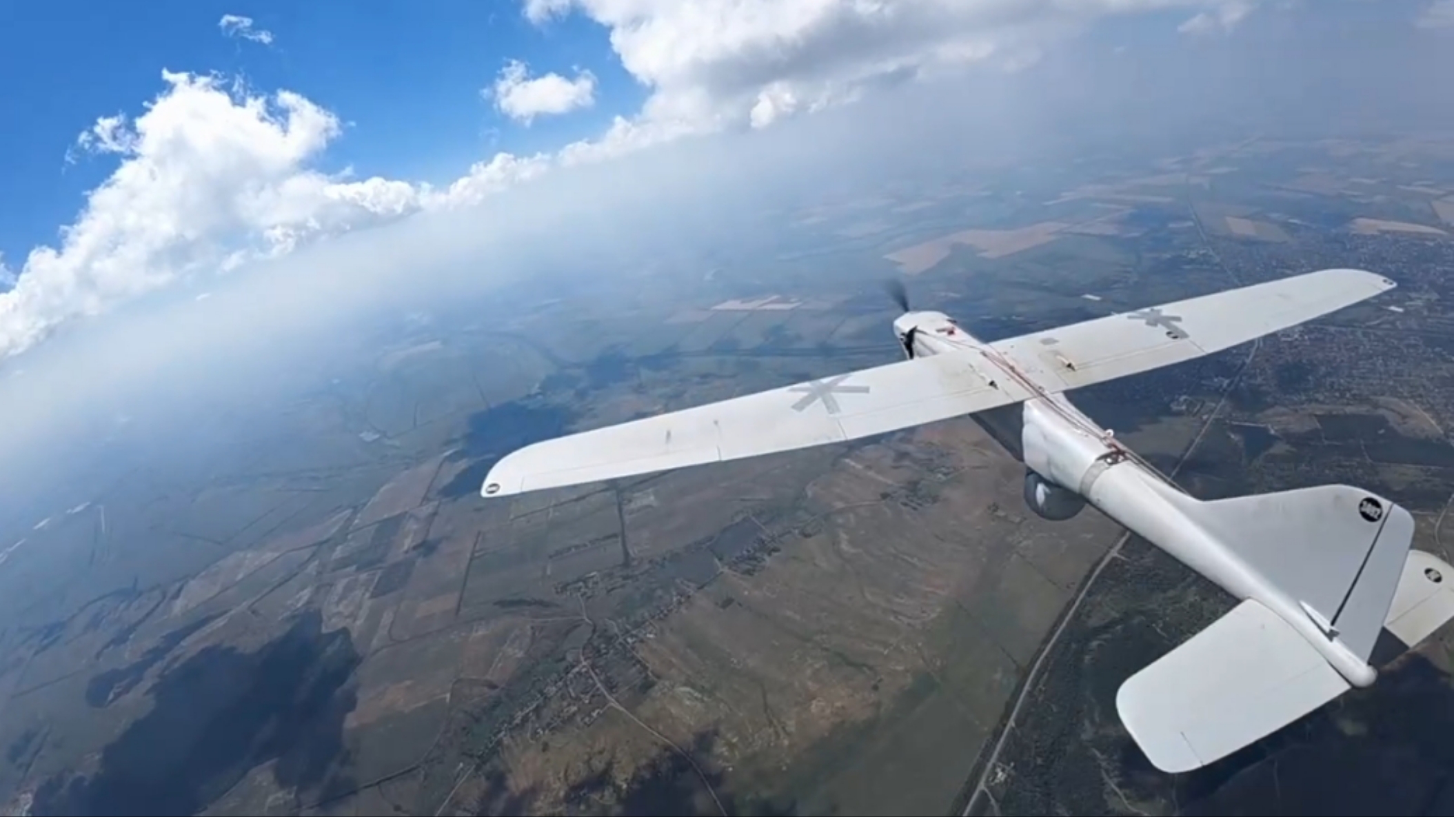 Ukrainian troops shot down Orlan-10 drone using FPV drone near Chasiv Yar