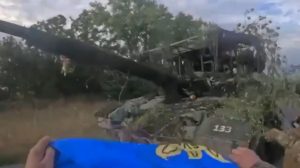 Ukraine Seizes Russian T-80BVM Tank in Kursk Oblast