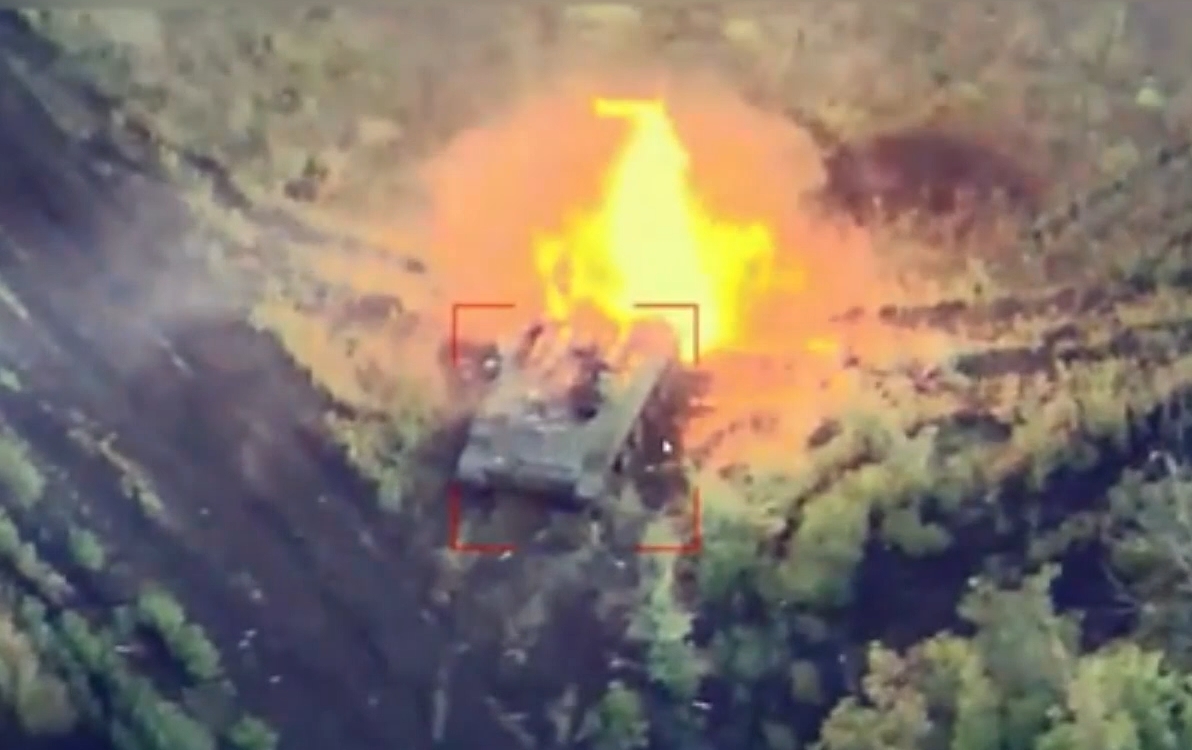 Zaporizhzhia region: FPV drones destroyed a Russian 2S4 Tyulpan