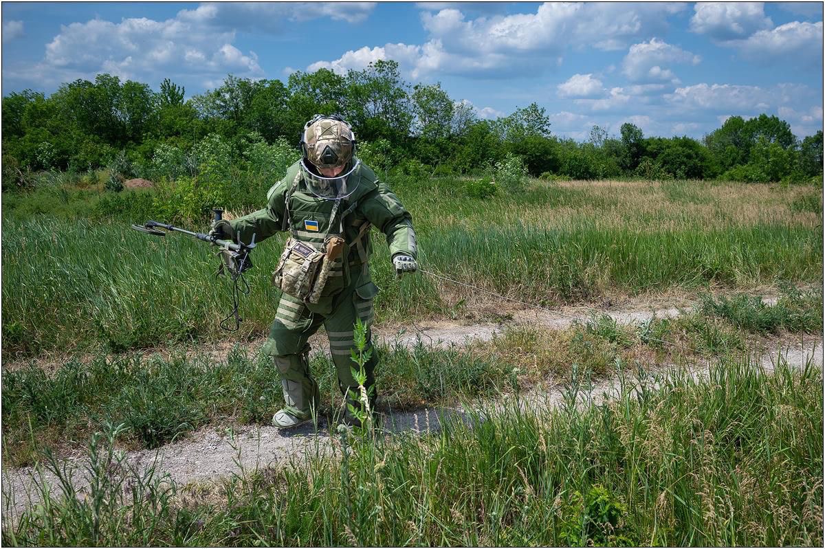 Міноборони кодифікувало вітчизняний індивідуальний набір розмінування