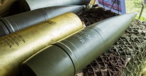 UK Signs Contract to Purchase 152 mm Ammunition for Ukraine