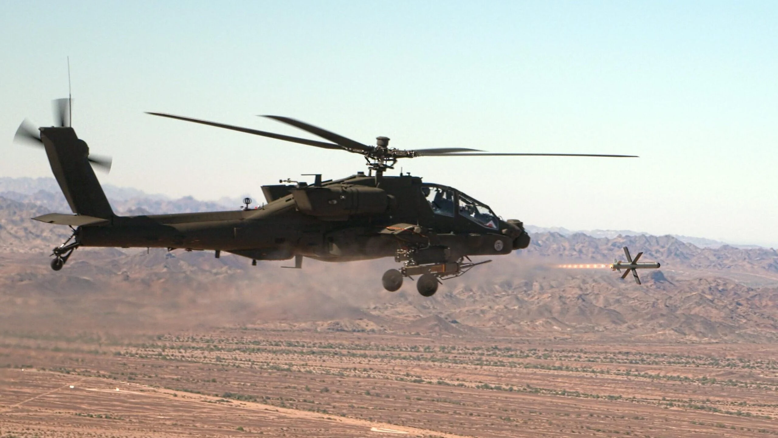 Перспектива для польських Apache: США та Польща провели стрільби ракетами Spike NLOS