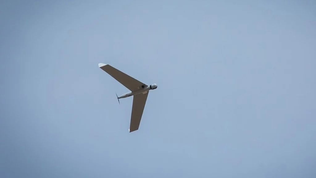 Russian UAVs begin to maneuver away from threats