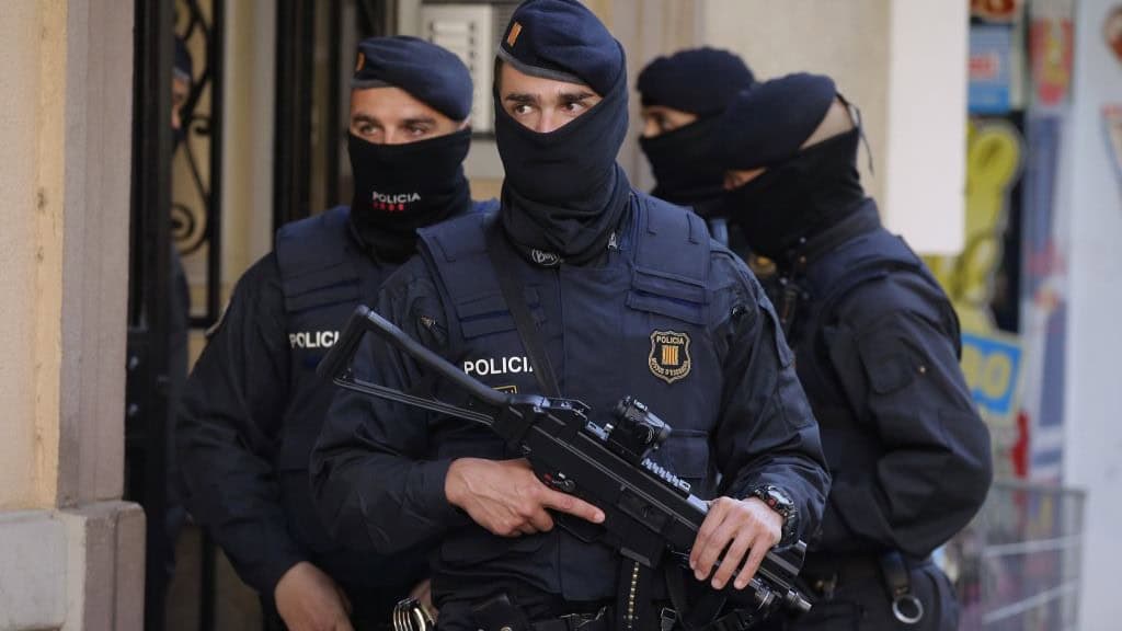 Spain Arrests Four in Seizure of Chemicals Potentially for Weapons Bound for Russia