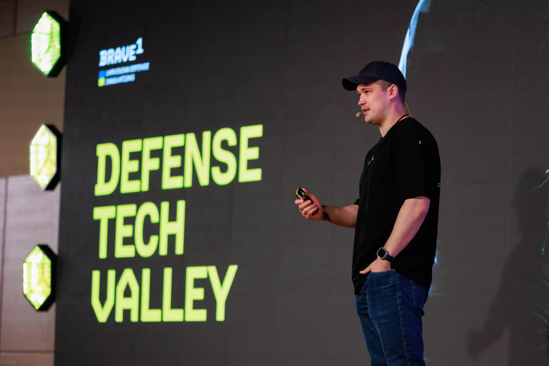 Михайло Федоров на саміті Defense Tech Valley, 4 жовтня 2024. Фото: Brave1