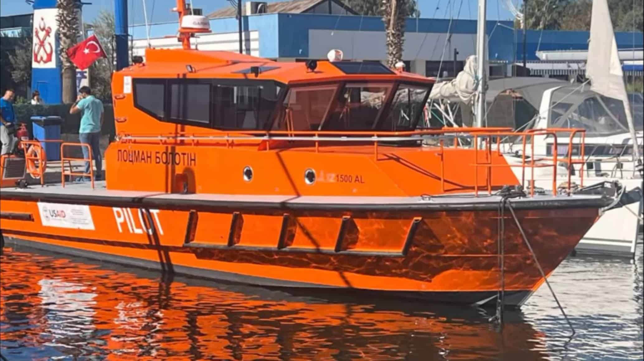 A pilot boat built for Ukraine was tested in Turkey