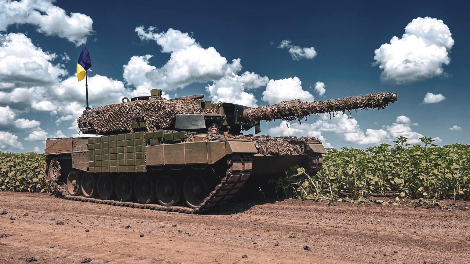 German Leopard 2A4 Tanks Deployed to Defend Kurakhove in Donetsk Region