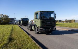 Армія Естонії отримала нові вантажівки