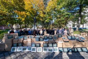 Волонтери передали військовим 1190 FPV дронів