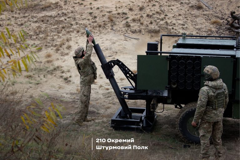 Ukraine received Alakran self-propelled mortars based on VAMTAC ...
