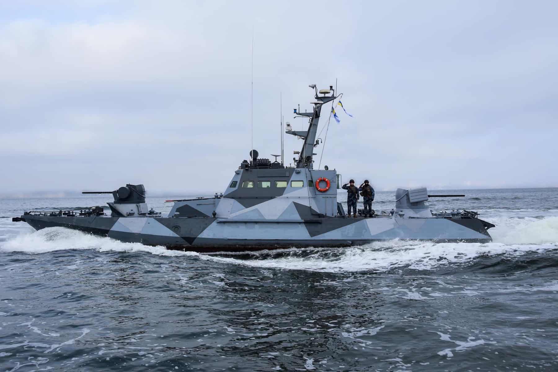 Boats of the Ukrainian Navy received “dazzling camouflage”