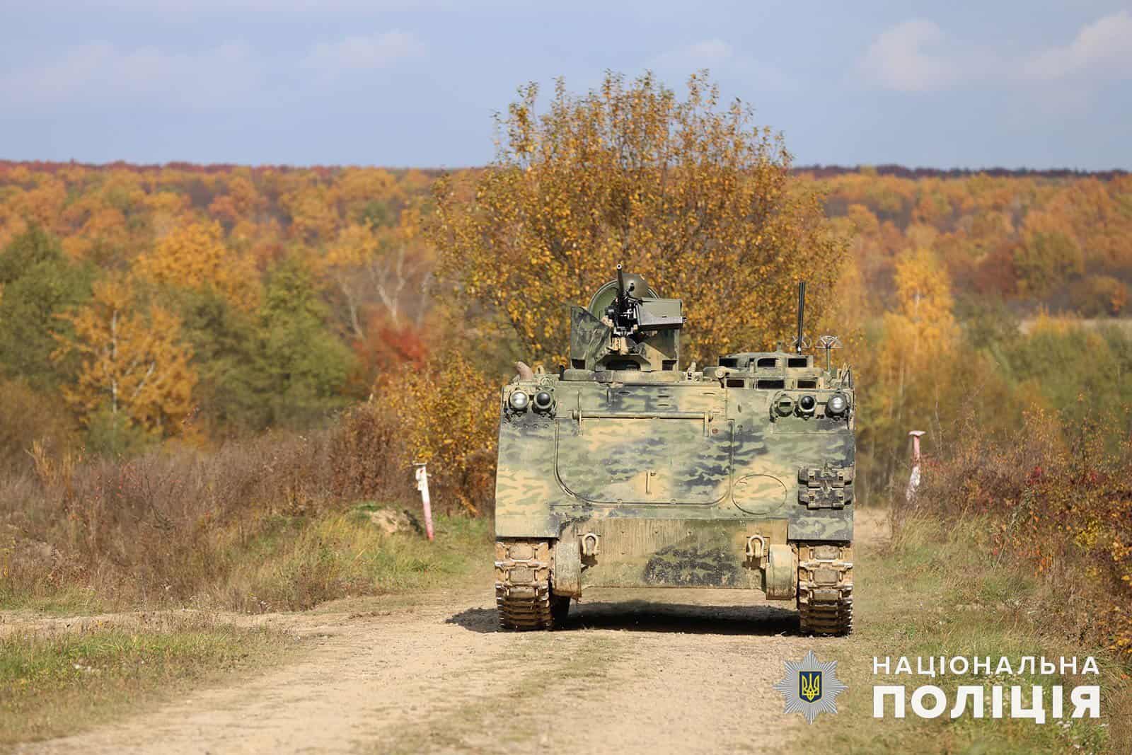 Новосформований батальйон поліції “Донеччина” отримав італійські БТР VCC-2