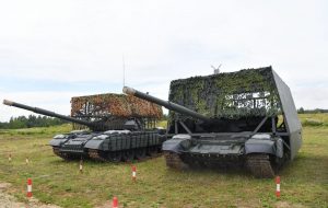 Russian military school trains crews of “shed-tanks”