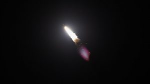 США випробували балістичну ракету Minuteman III над Тихим океаном 