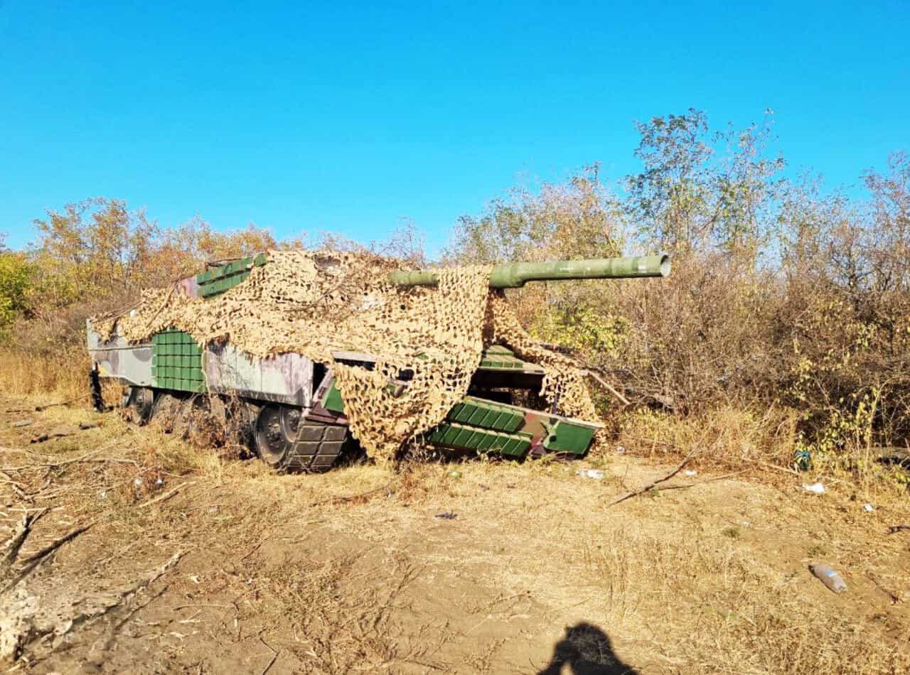 Ukraine uses mock-ups of Leopard 2 tanks to deceive the Russians