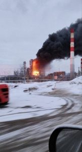 Production at Russian Oil Refineries and Oil Production Fell to Their Lowest Levels in More Than 10 Years