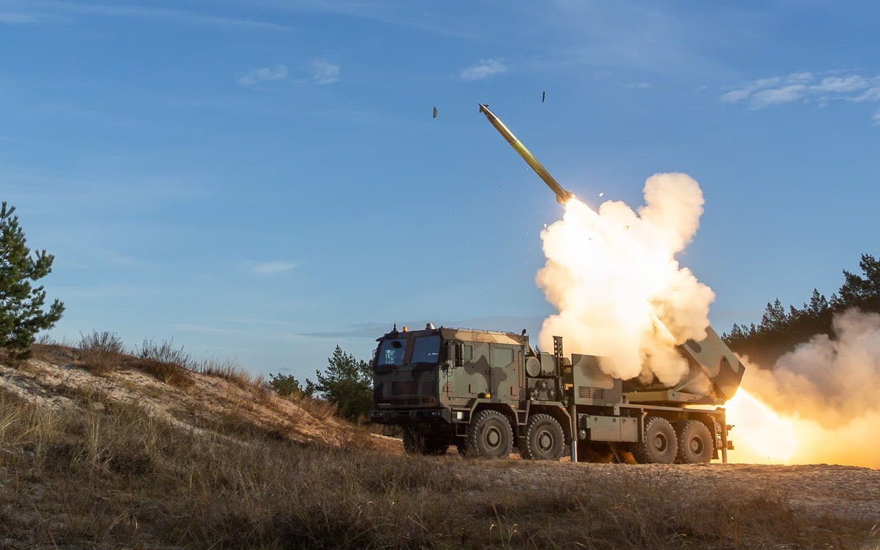 У Польщі пройшли перші бойові стрільби РСЗВ Homar-K