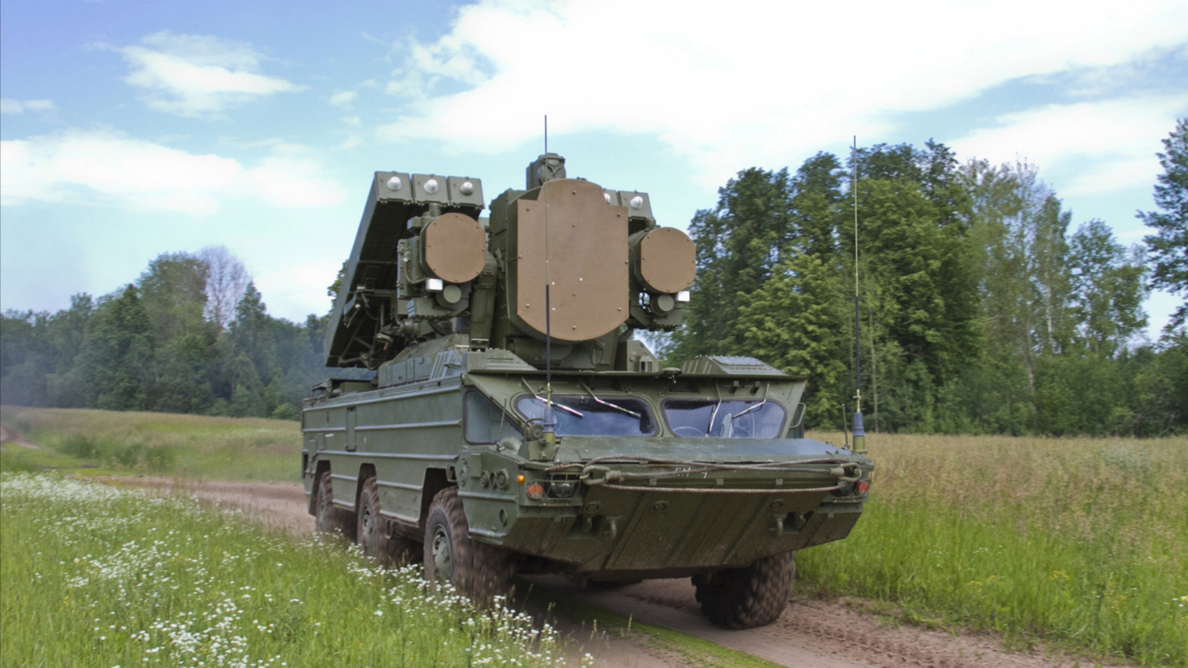 Ukrainian Defense Forces Destroy Osa SAM System with Precision Strike