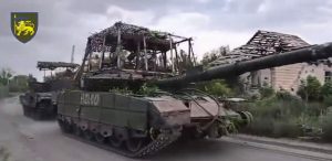 Soldiers of 60th ‘Ingulets’ Brigade Capture Enemy T-80BVM Tank