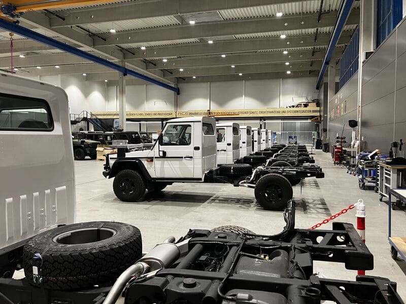 Mercedes-Benz G-Class 461 vehicles in production, which serve as the basis for Enok AB. January 2025. Photo credits: Armored Car Systems GmbH