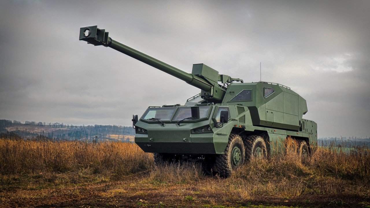 National Guard Spartan Brigade Receives 155mm Dita Self-Propelled Artillery