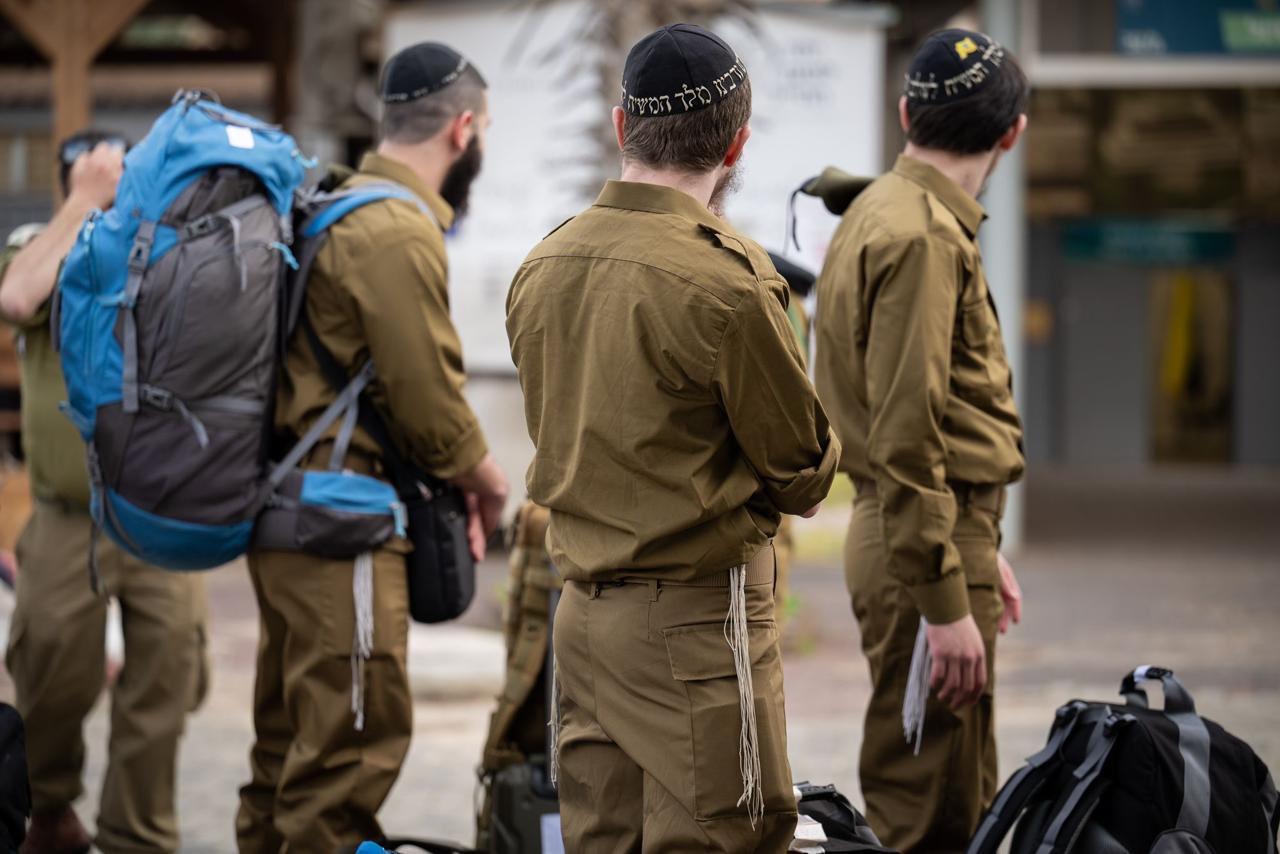 Israeli mlMilitary Enlists First Group of Ultra-Orthodox Recruits Into Brigade