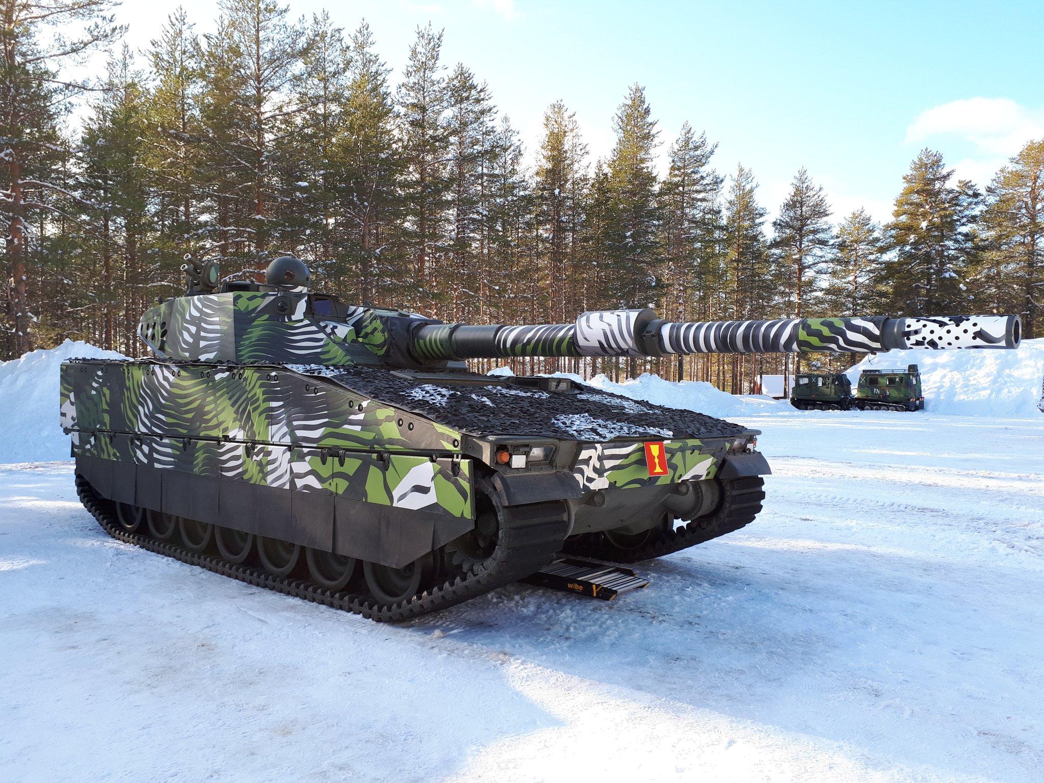 Словаччина розглядає варіант з легким танком на базі CV90 замість Leopard 2A8