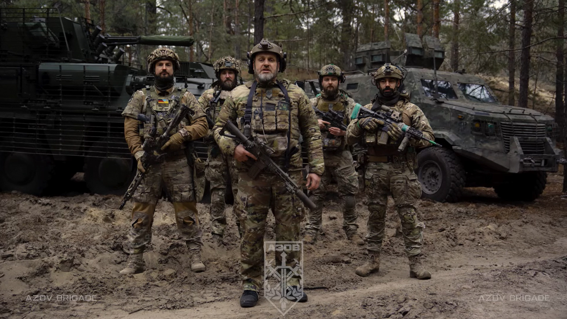 Azov Brigade Starts Recruiting Foreigners