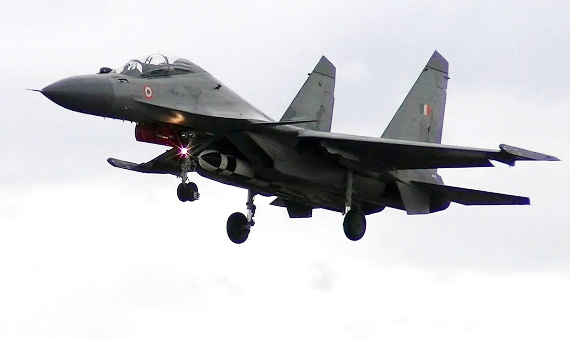 Винищувач Су-30МКІ з прототипом авіаційної версії BrahMos, 22 травня 2019. Фото: Міністерство оборони Індії